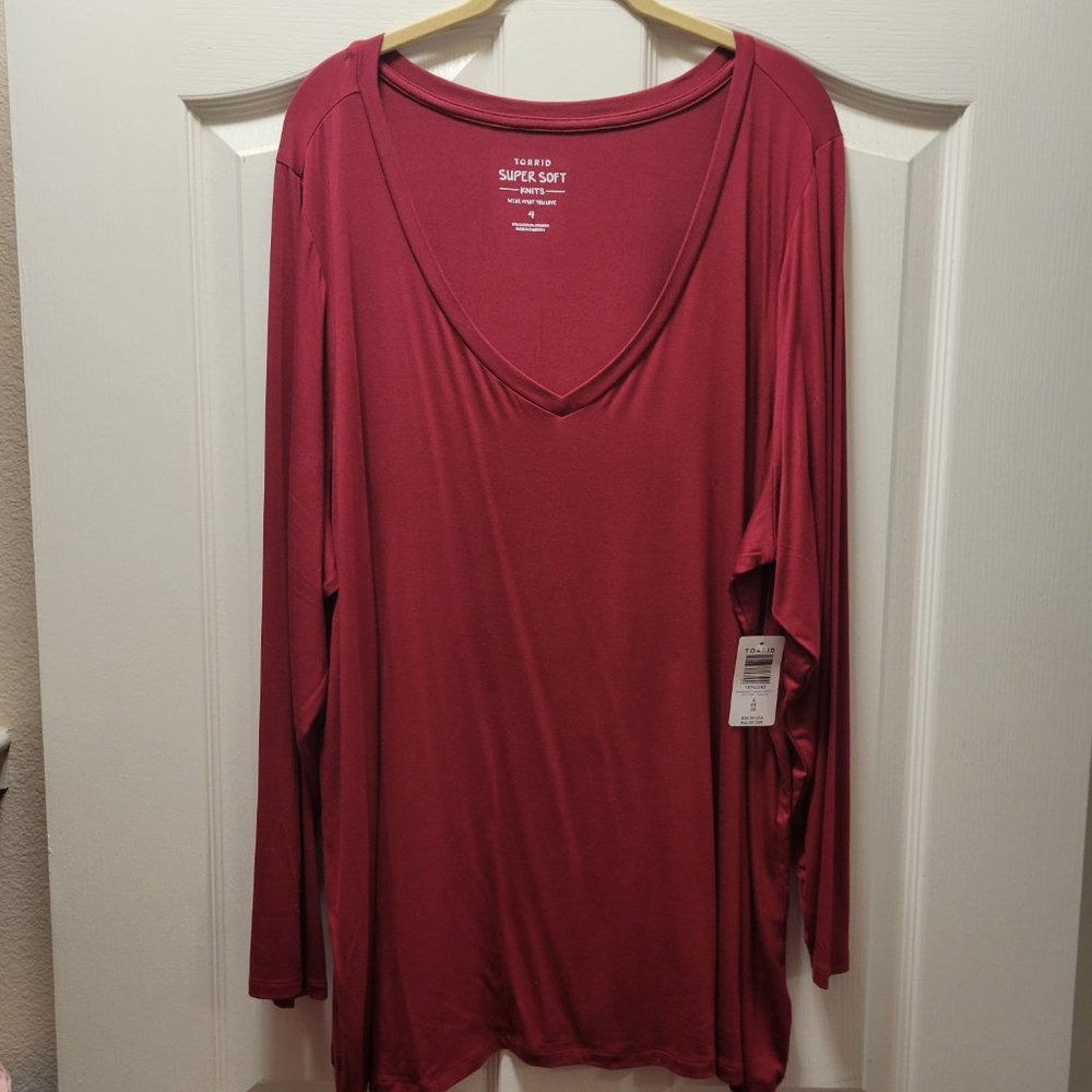 Torrid Super Soft Long Sleeve V-Neck Tee NWT